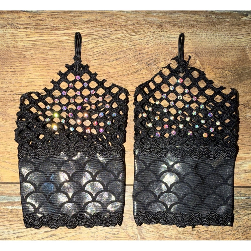Black Mesh Fingerless Wrist Gloves Mermaid Scallop Sequin One Size Costume